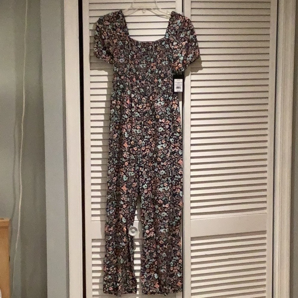 Girls NWT jumpsuit, Art Class size 14